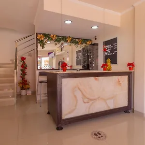 2* Hotel El Pirata