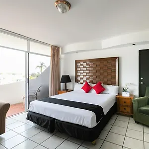 https://zona-dorada-inn.mazatlan-hotels.com